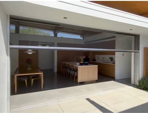 Remote Control & Home Automation Hurricane Screens